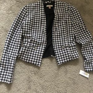 Woman’s Checkered Blazer size small
